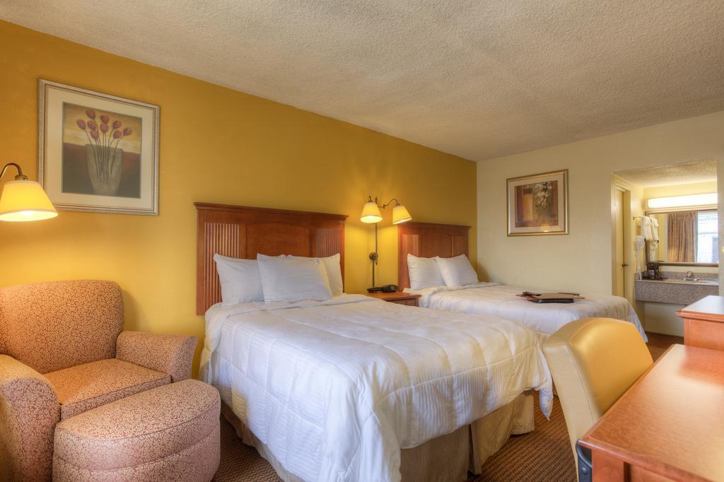 Econo Lodge Byron Chambre photo